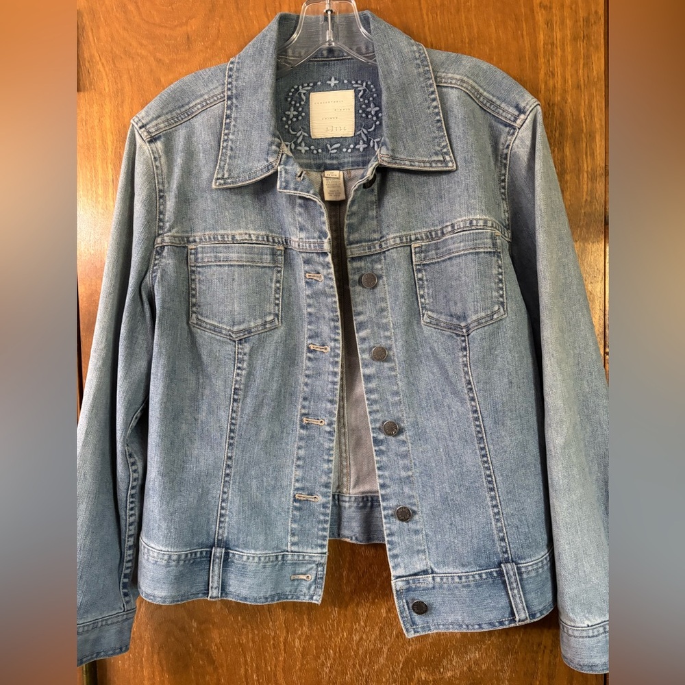 Jill Jean jacket stone washed blue, size medium. Excellent condition